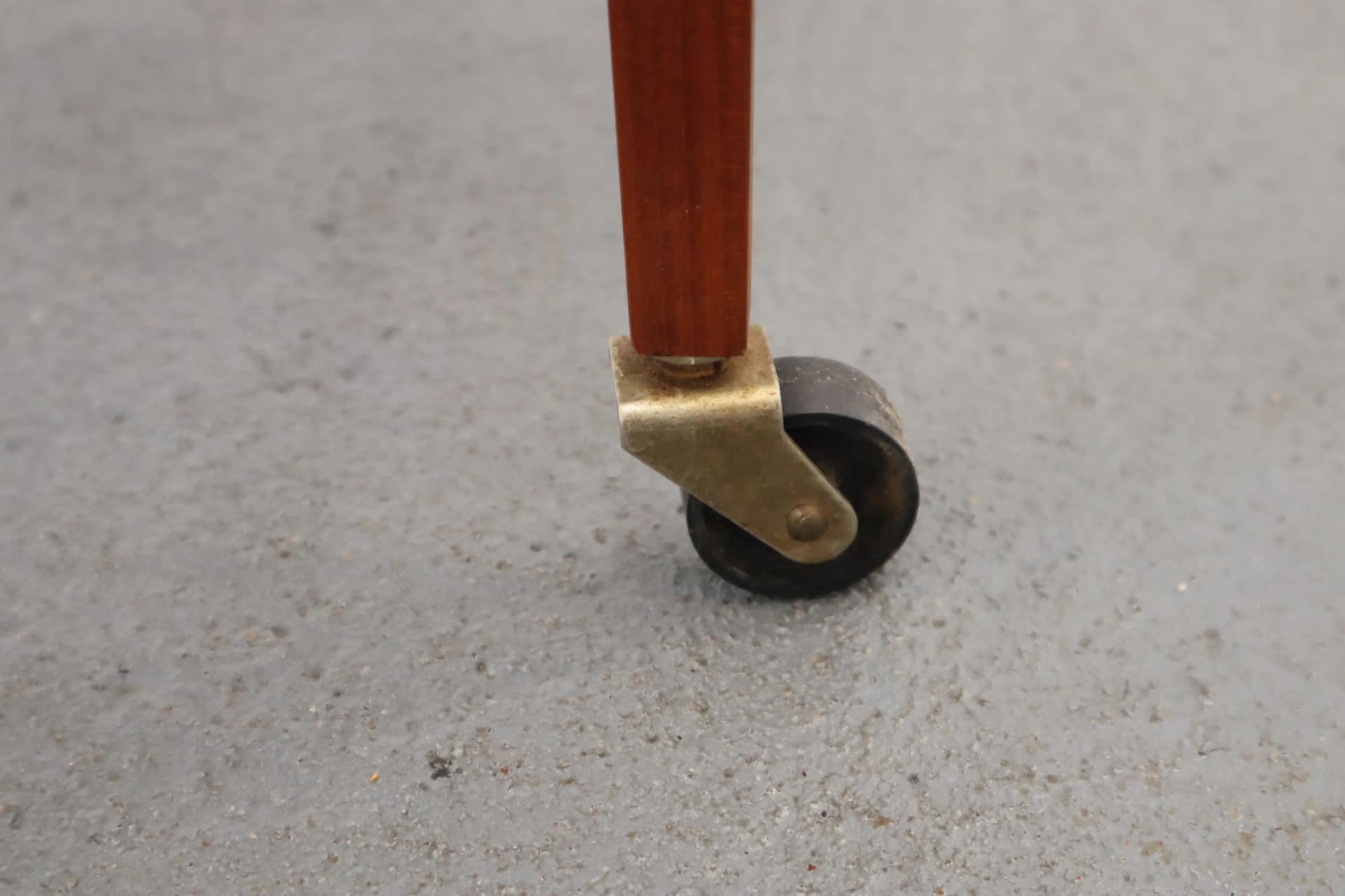 Teak Mobile Side Table, Scandinavian, Poland, 1970s - 39785