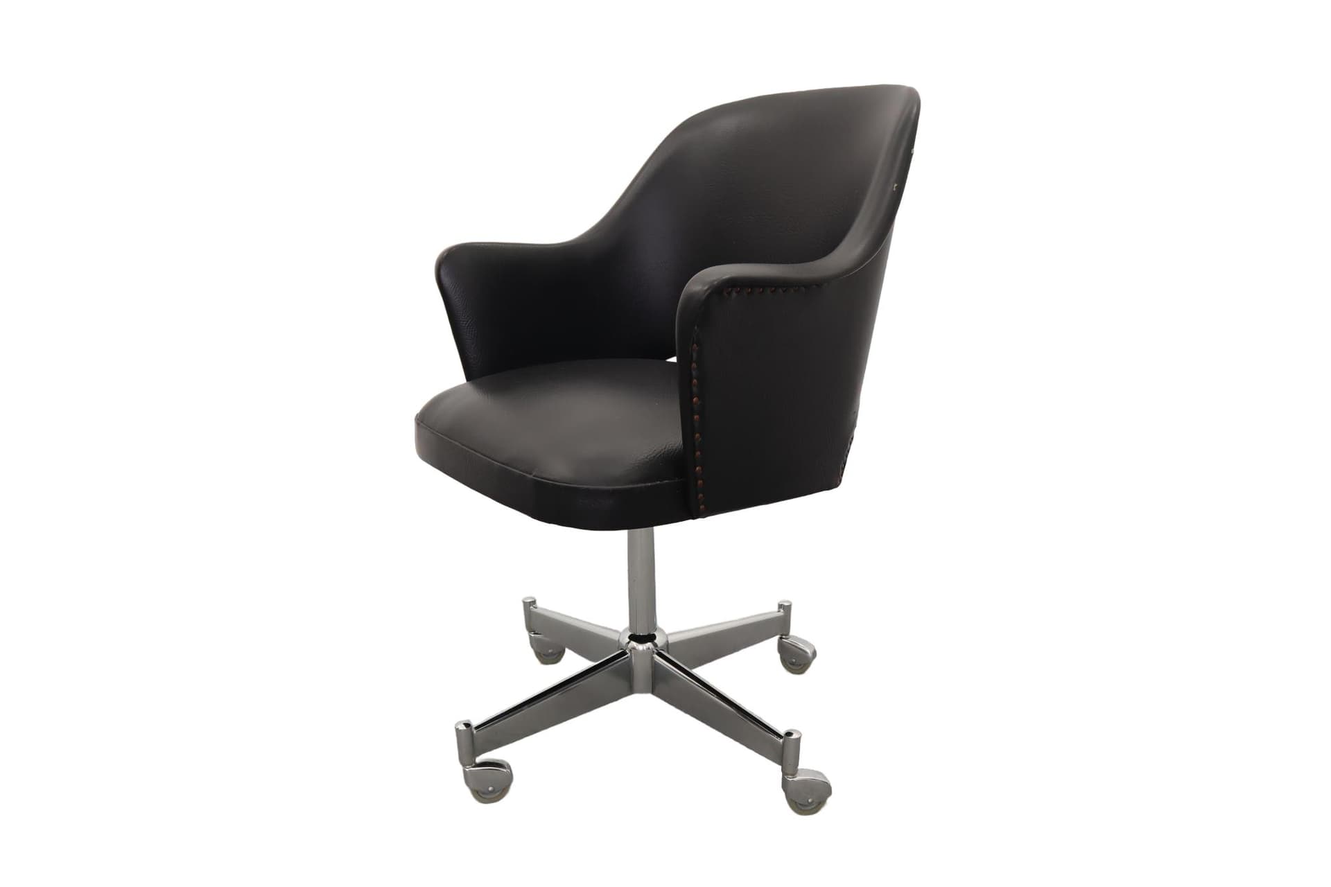 Fotel obrotowy, winyl czarny, metal, Polska, lata 60.