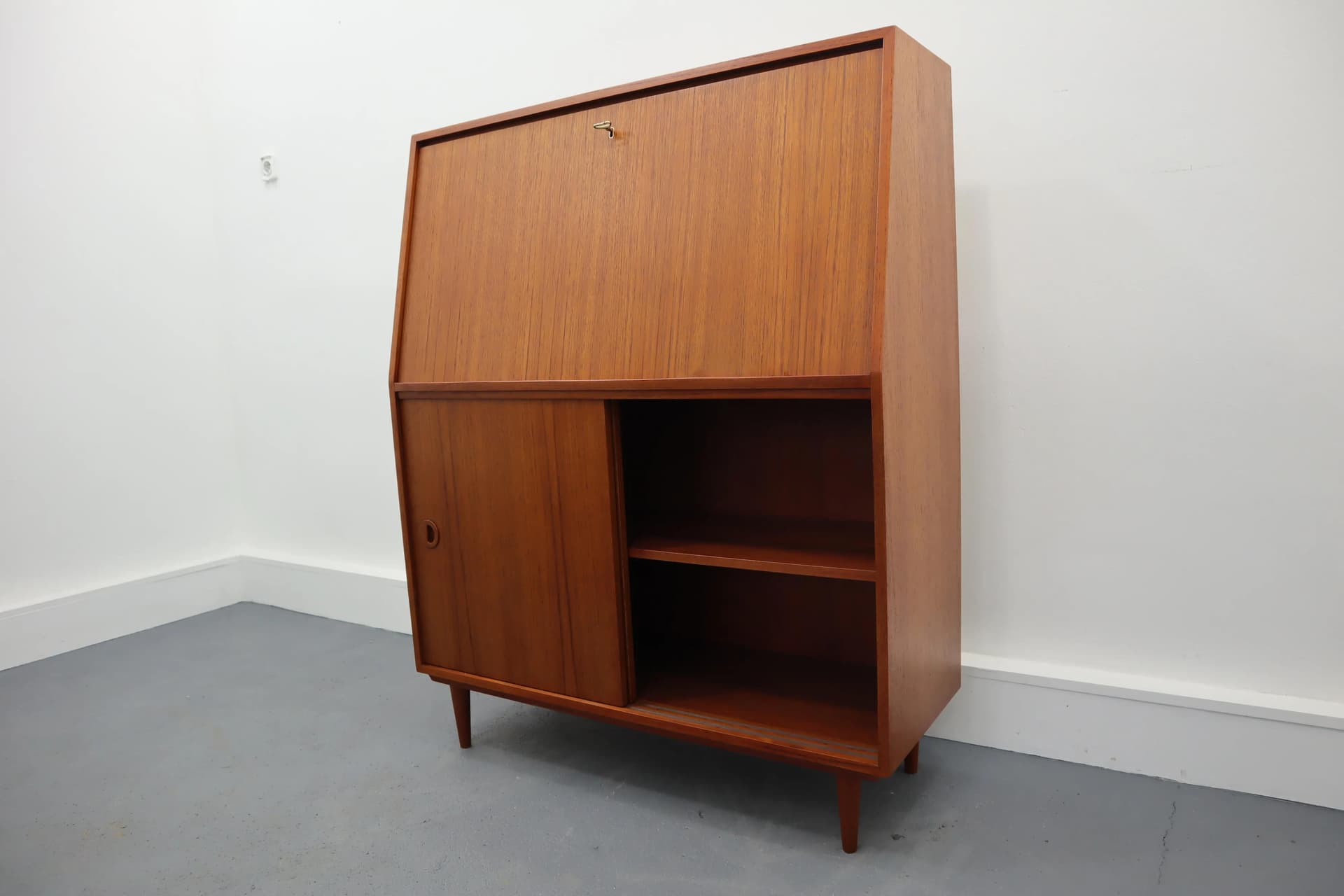 Sekretarzyk, teak brązowy, Dania, lata 60. - 39724