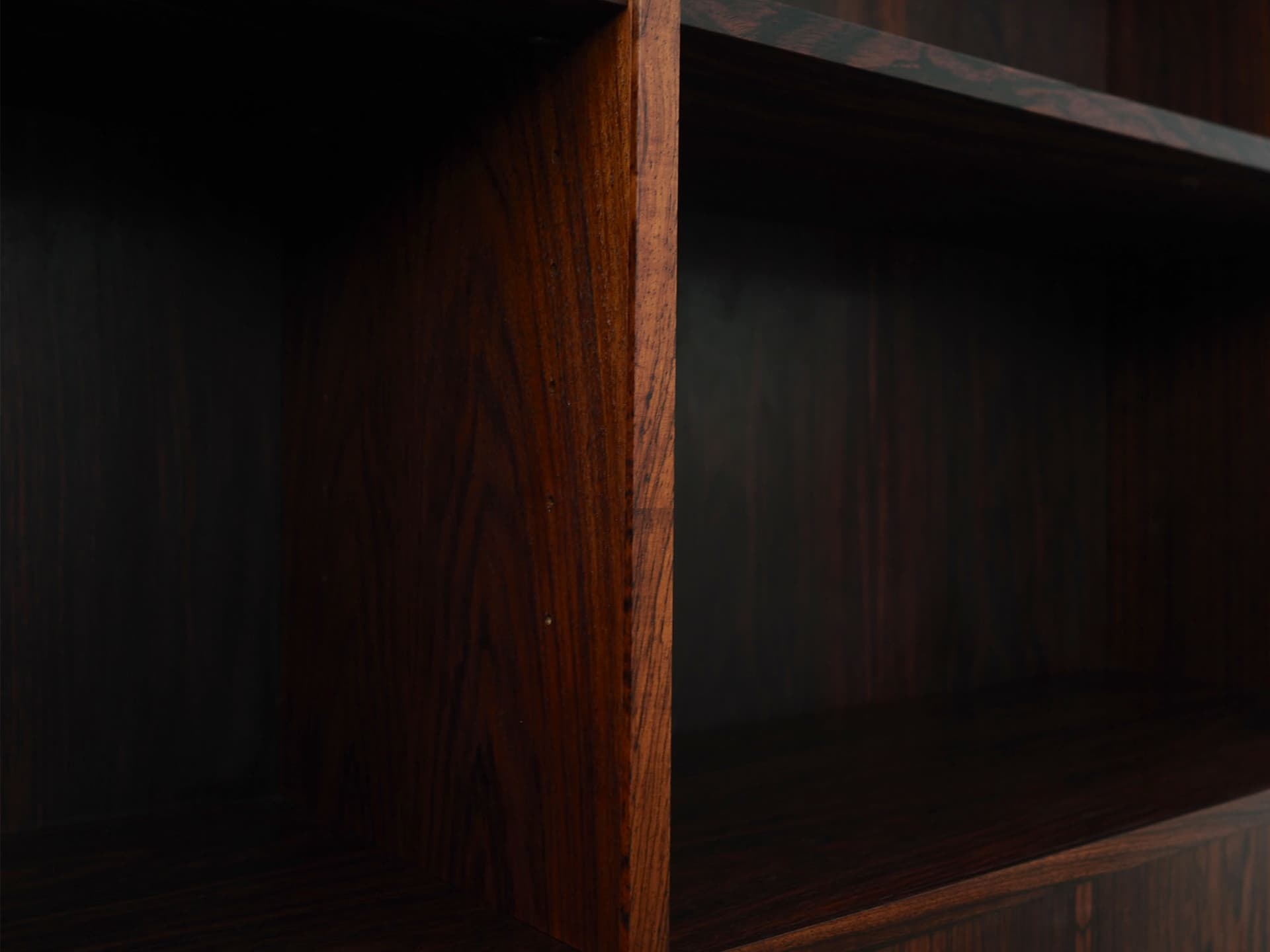 Bookcase, brown rosewood, Brouer Møbelfabrik, Denmark, 1960s. - 51432