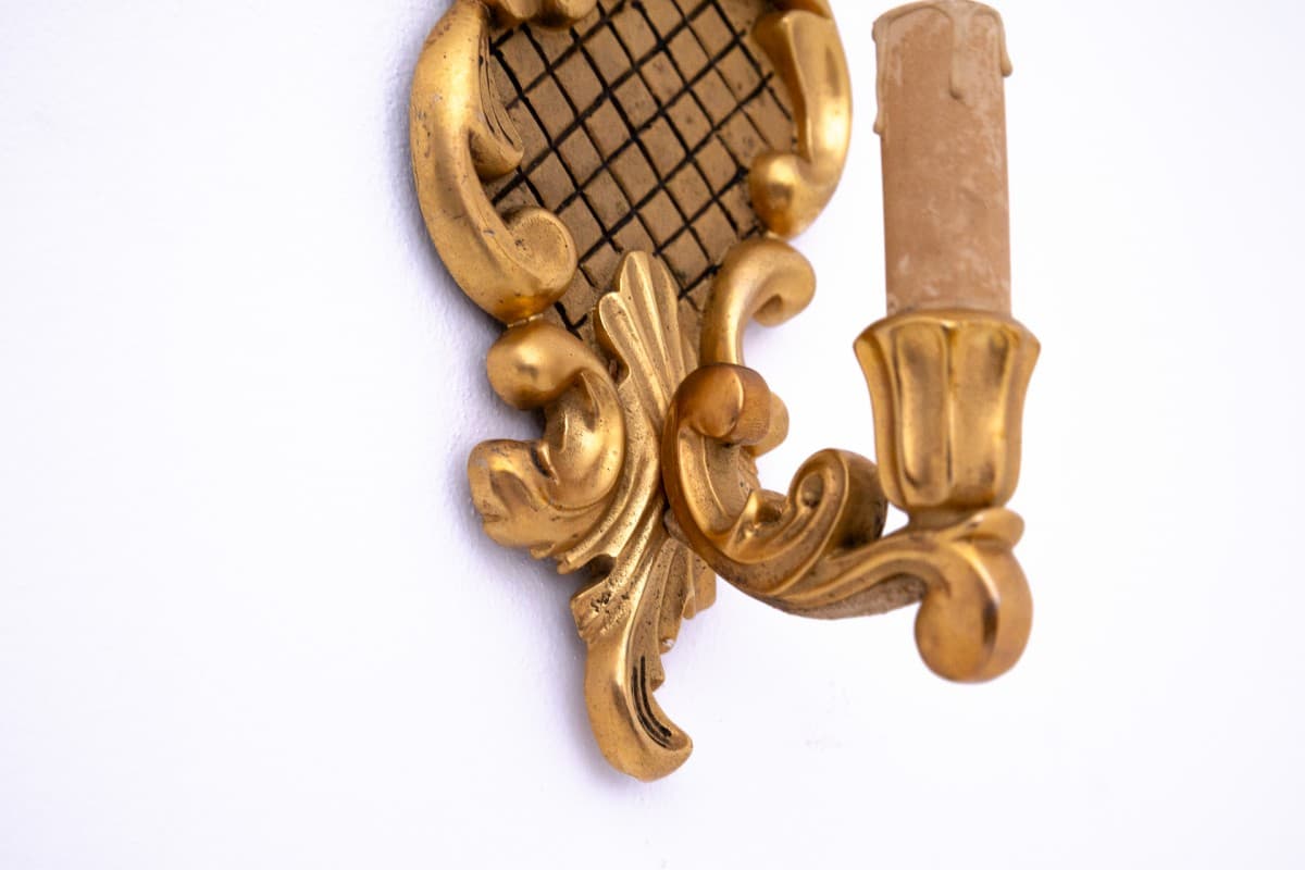 Pair of wall sconces, Rococo Revival, golden, brass, Western Europe, early 20th c. - 61074