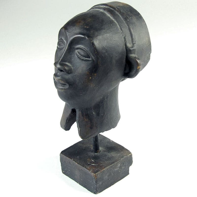 Rzeźba głowy afrykańskiej, czarna, gips patynowany, lata 60. - 39943