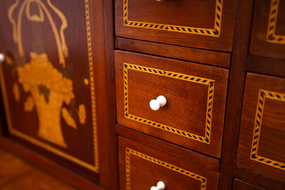 Brązowa sekretera, Skandynawia, lata 90. XIX w. - 47128