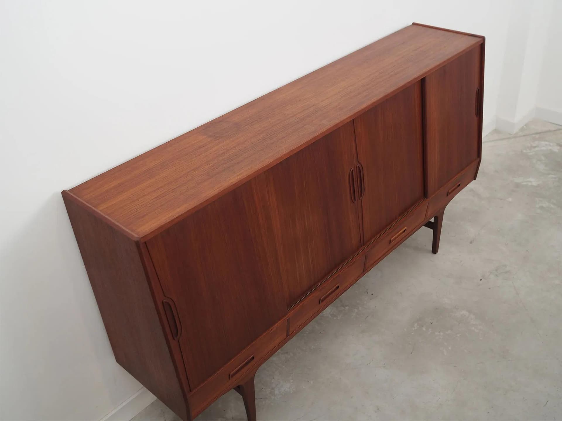 Highboard, teak brąz ciemny, proj. B. Seindal, Dania, lata 60. - 40514