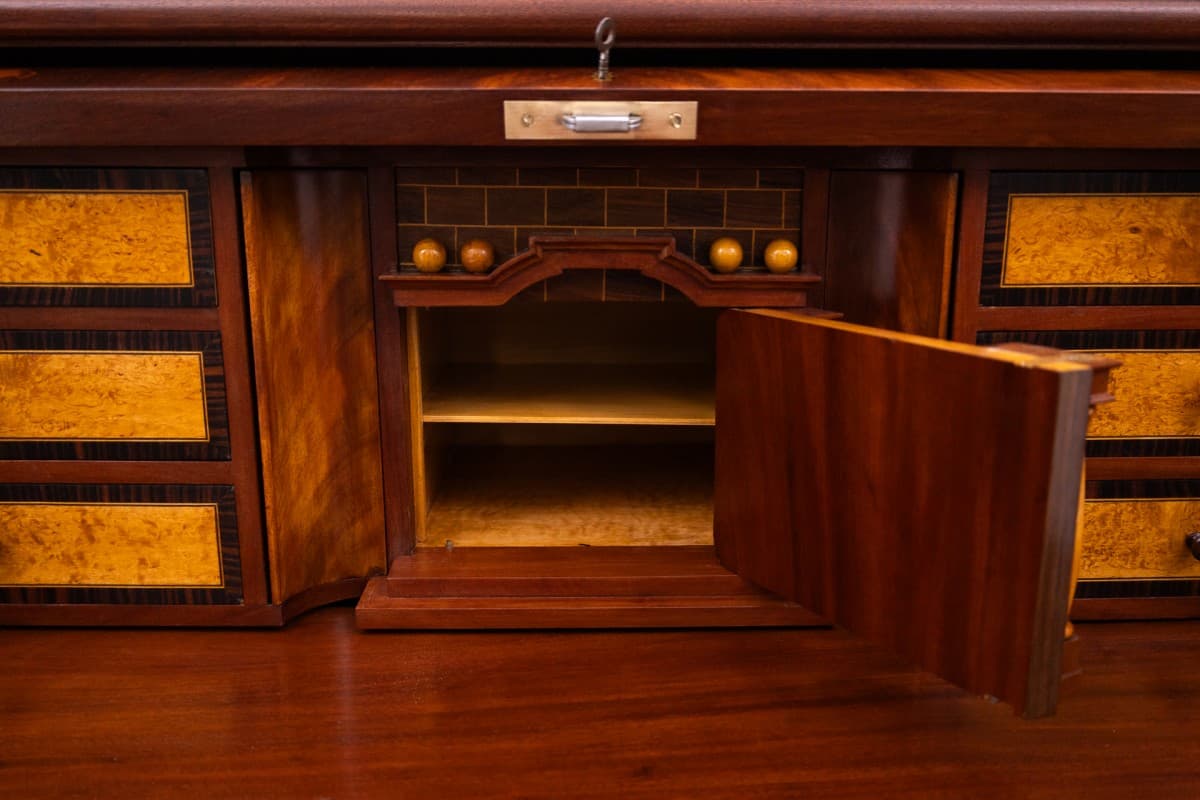 Mahoniowy sekretarzyk z intarsją, Norwegia, lata 80. XIX wieku - 47230