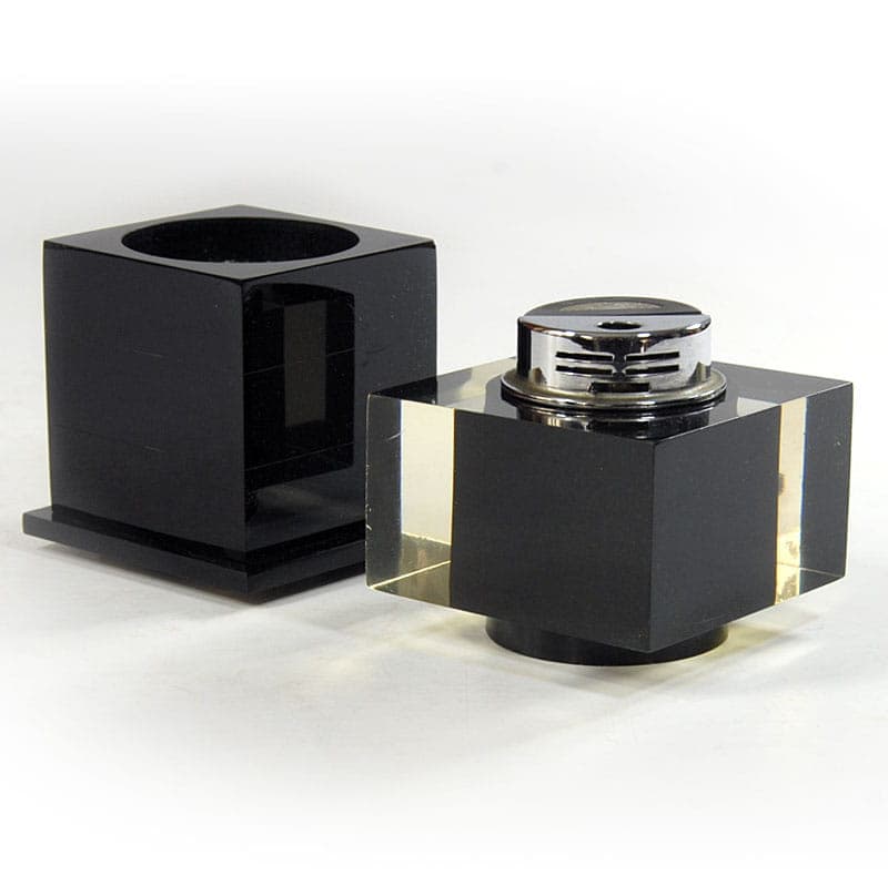 Zapalniczka stołowa postmodernistyczna, akryl czarny, lata 70. - 40376