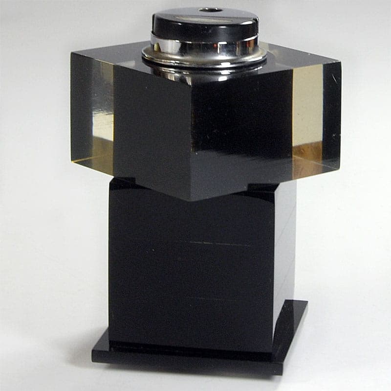 Zapalniczka stołowa postmodernistyczna, akryl czarny, lata 70. - 40375