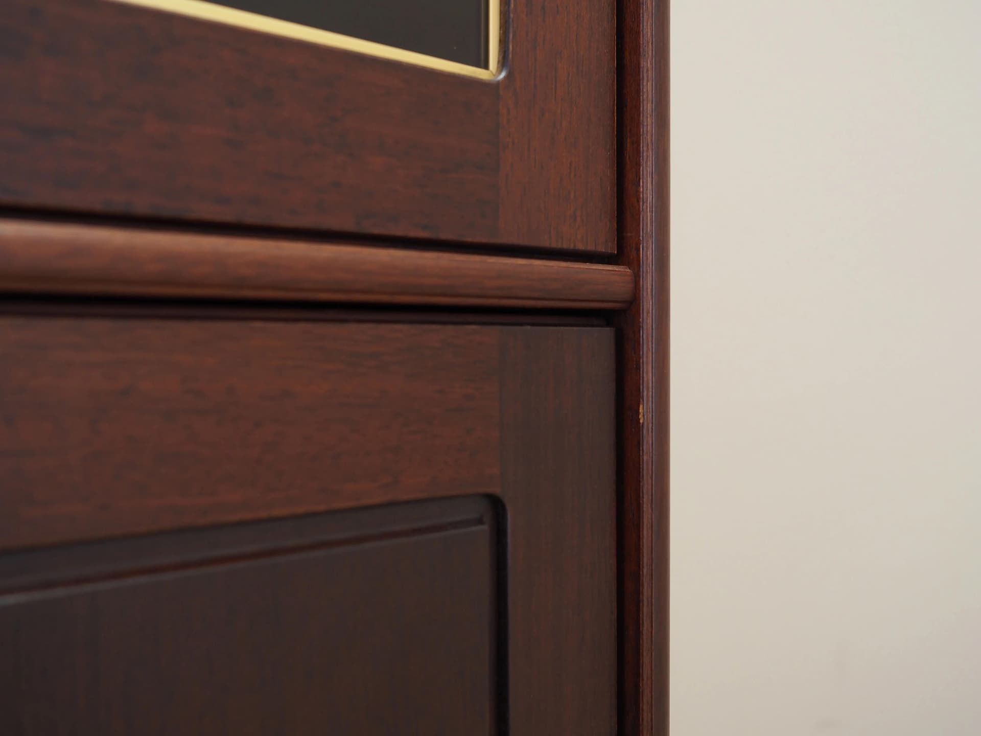 Witryna, mahoniowy brąz, mahoń, Dania, lata 70. - 40433