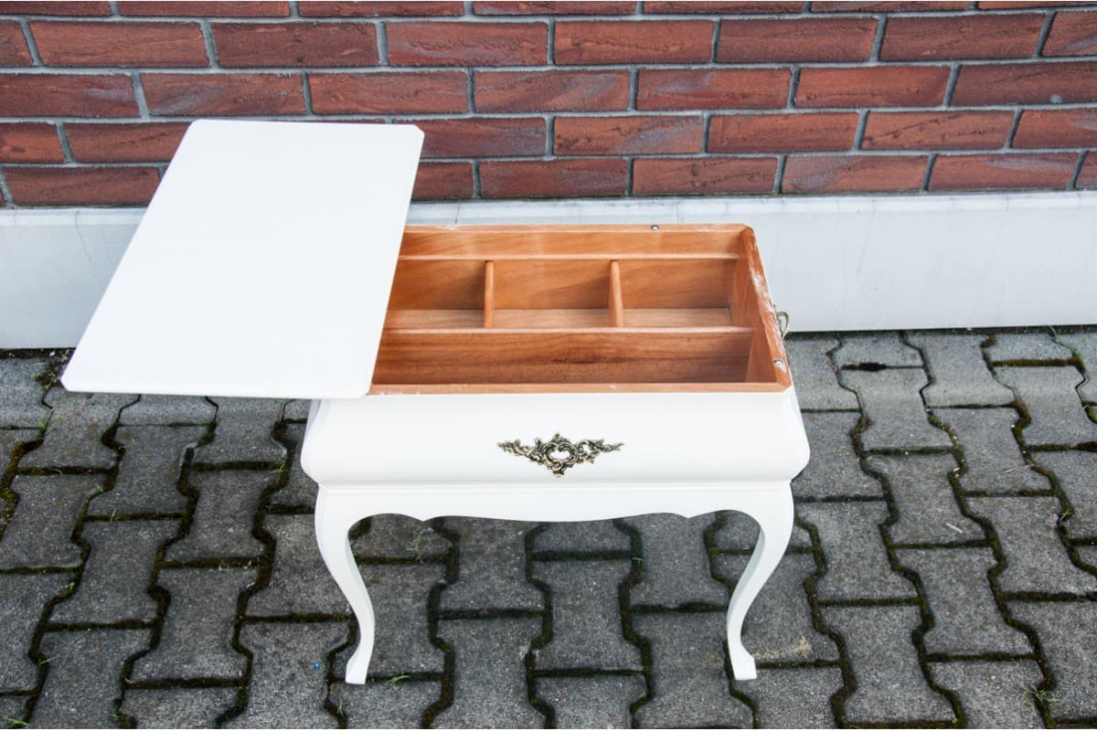 Ivory White Rococo Table-Commode, Northern Europe, 1920s - 47358