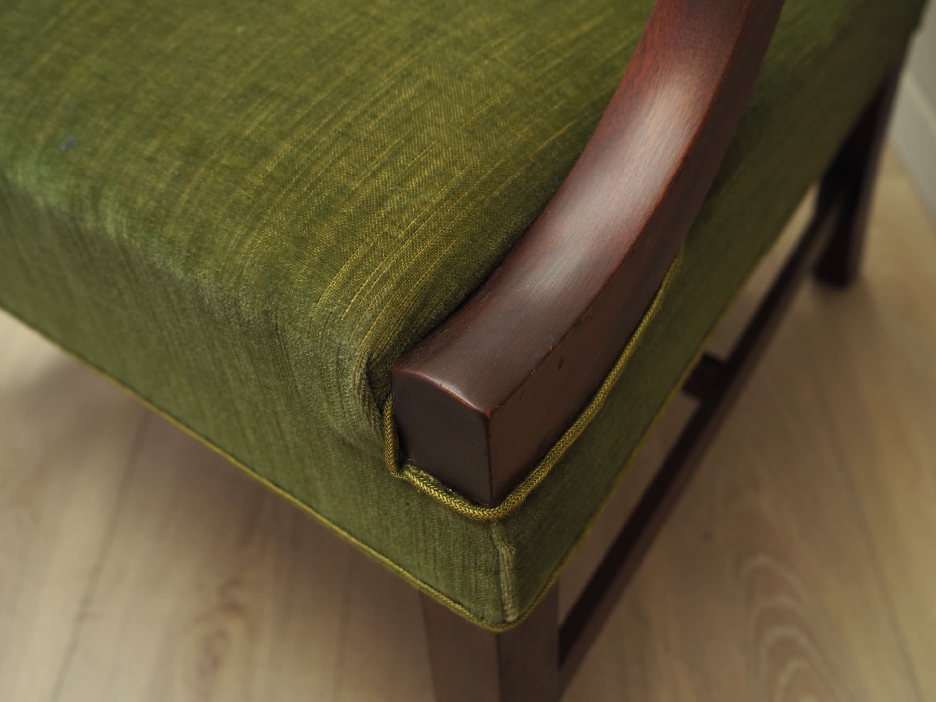 Armchair, green, mahogany, Denmark, 1970s. - 51025