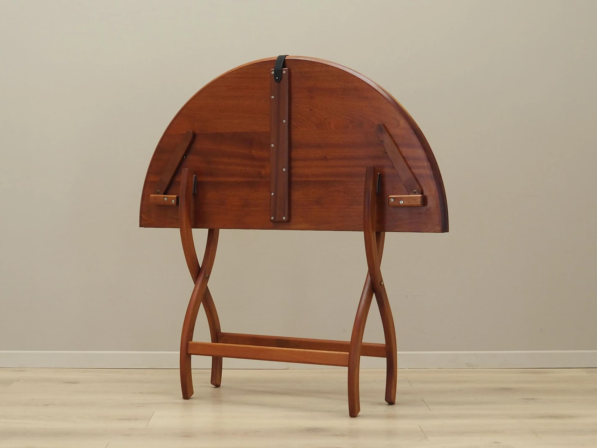 Round table, dark brown mahogany, Denmark, 1970s - 41082