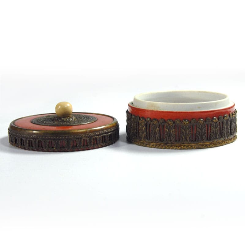 Lidded Container Art Deco, red ceramics, Czechoslovakia, 1930s. - 41862