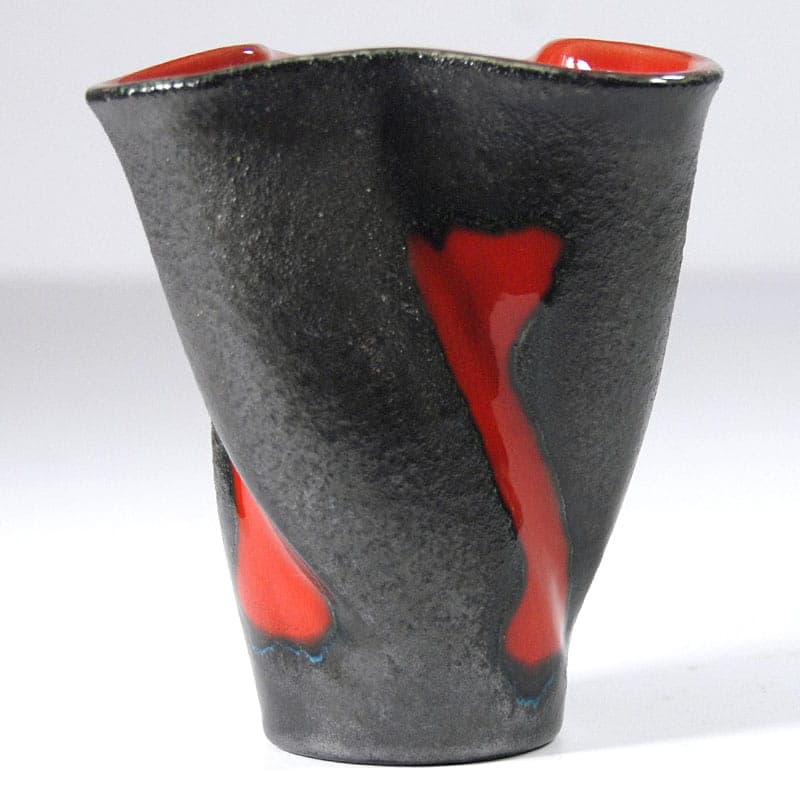Sculptural vase, graphite ceramic, Elchinger, France, 1950s. - 41772