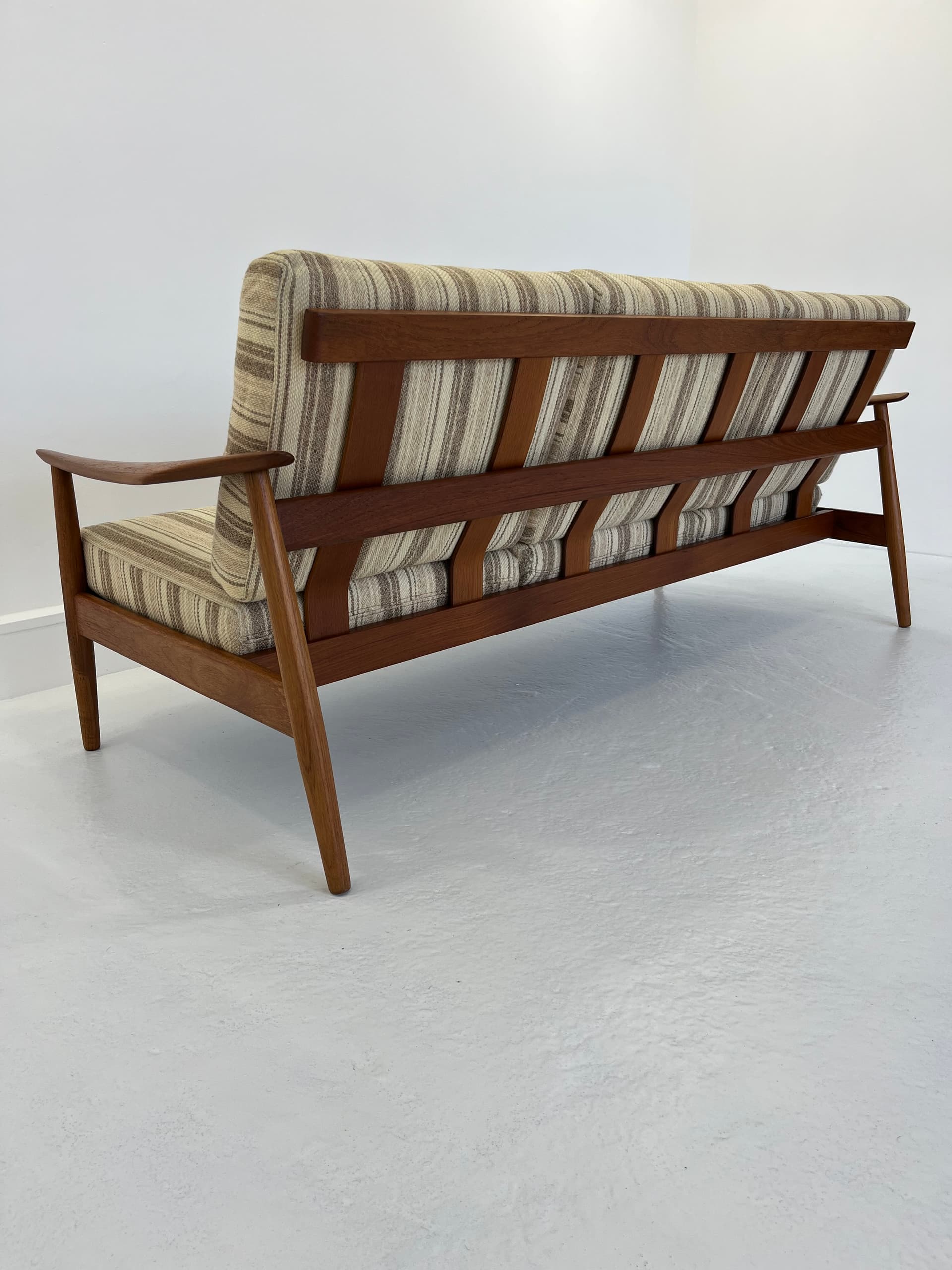 Sofa 3-osobowa, teak brązowy jasny, proj. A. Vodder, dla France & Son, Dania, lata 60. - 40830