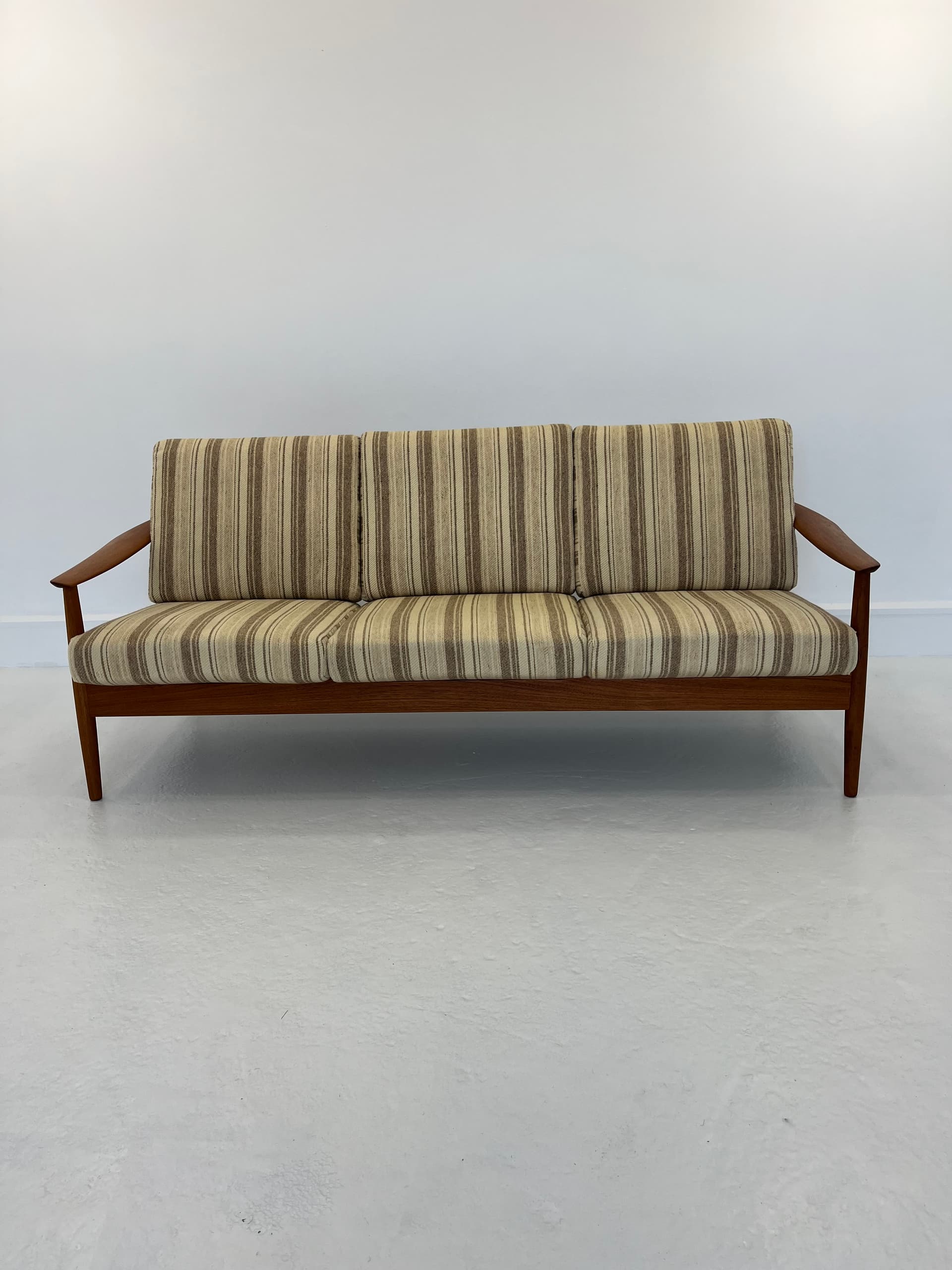 Sofa 3-osobowa, teak brązowy jasny, proj. A. Vodder, dla France & Son, Dania, lata 60. - 40826