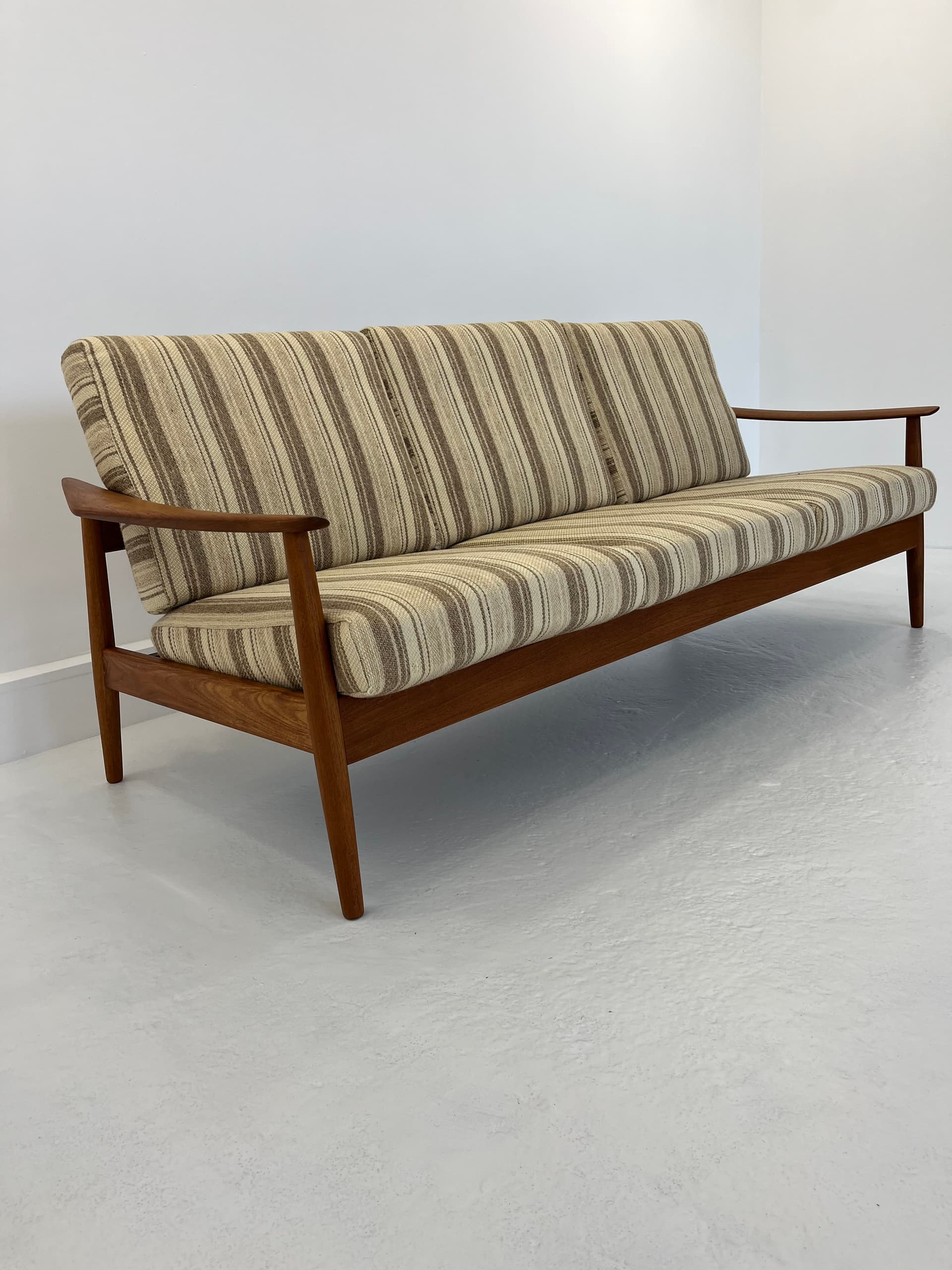 Sofa 3-osobowa, teak brązowy jasny, proj. A. Vodder, dla France & Son, Dania, lata 60. - 40827