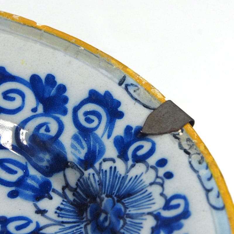 Decorative Plate Delft, white faience, Netherlands, 18th c. - 41744