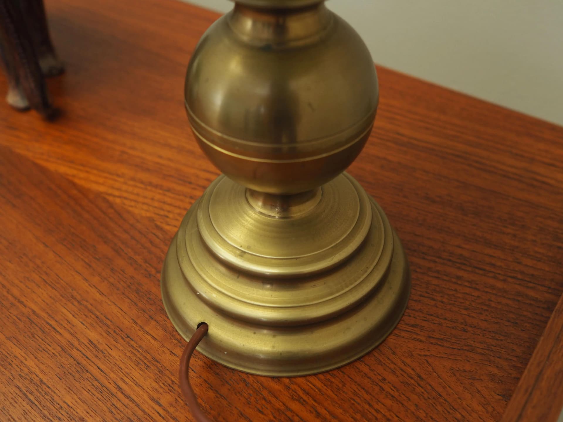 Komplet lampek nocnych, mosiądz złoty, tkanina zielona, Dania, lata 70. - 42736