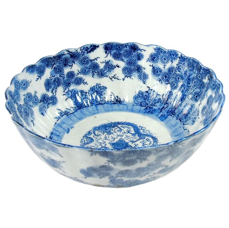 Bowl Meiji, blue and white, porcelain, Japan, early 20th c.