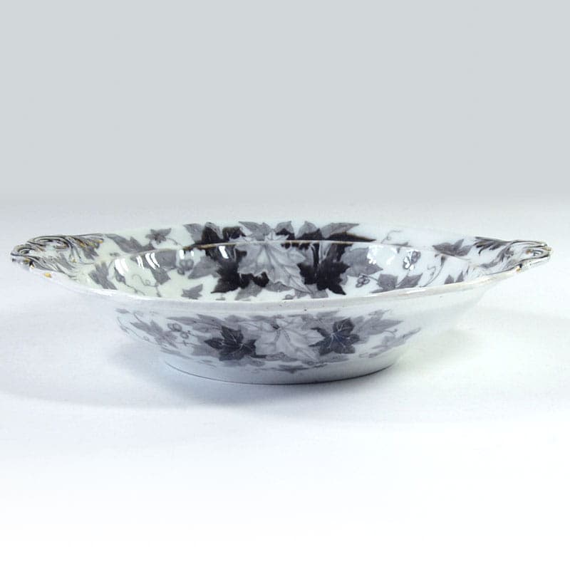 Serving Dish Bryonia, ivory white, faience, Utzschneider & Cie, Sarreguemines, France, late 19th/early 20th c. - 41397