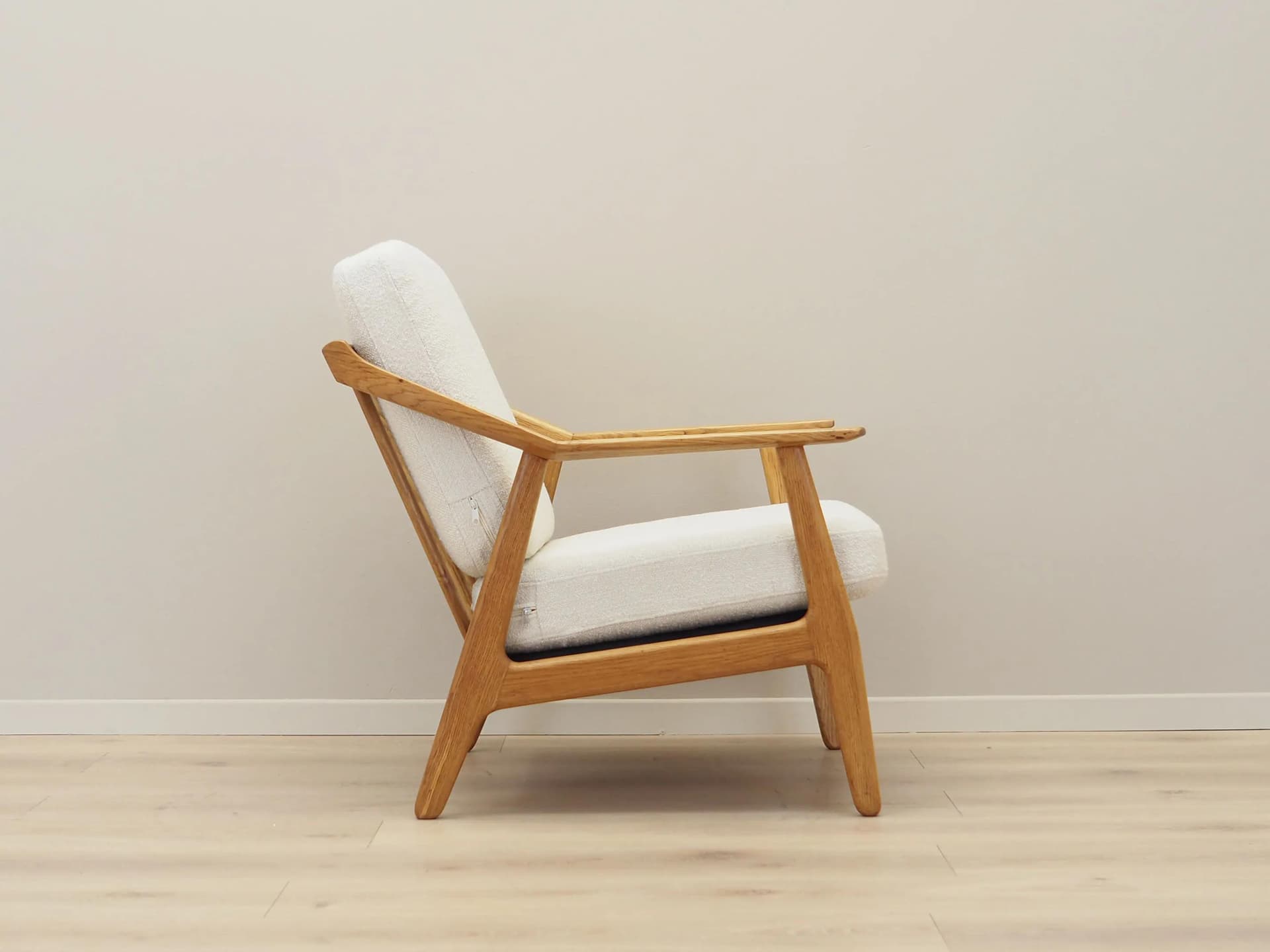 Armchair, oak, ecru fabric, by H. Brockmann Petersen, Randers Møbelfabrik, Denmark, 1960s - 42425