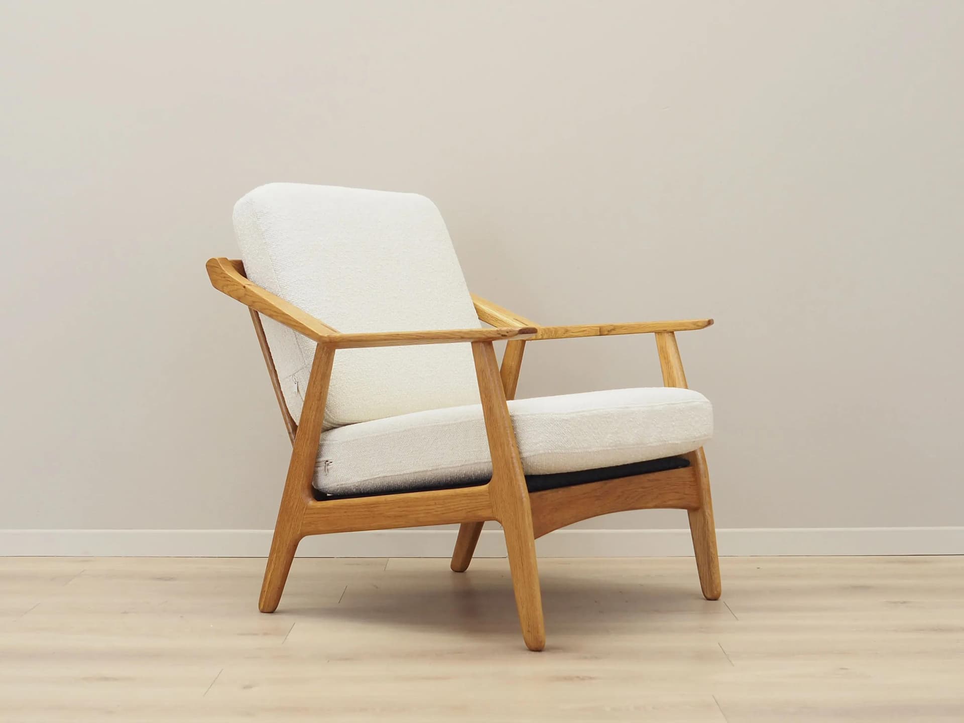 Armchair, oak, ecru fabric, by H. Brockmann Petersen, Randers Møbelfabrik, Denmark, 1960s - 42428