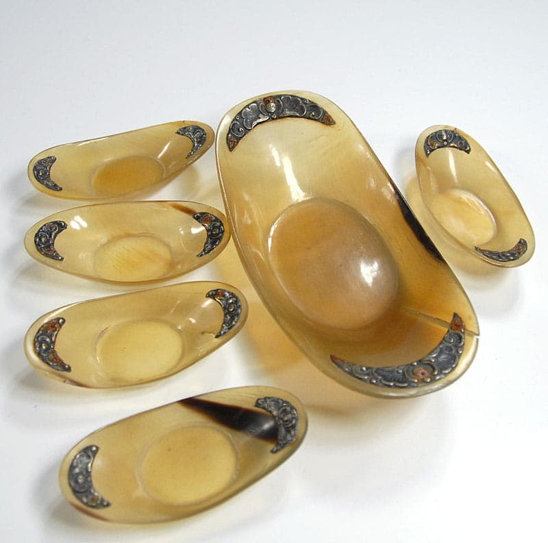 Zestaw miseczek art déco, beżowy, róg bawoli, srebro, Indonezja, lata 30. - 42097