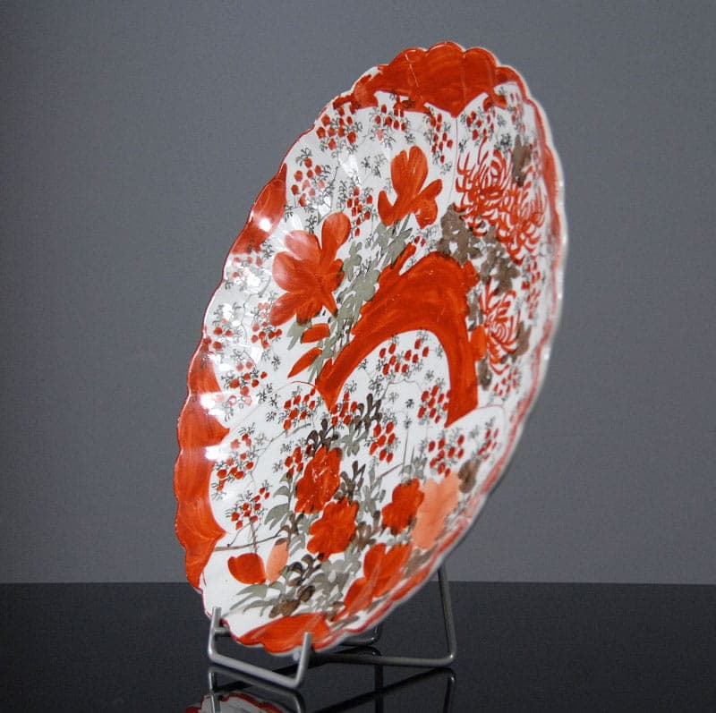 Decorative Hand-Painted Platter, Red, Faience, Japan, Early 20th c. - 42036