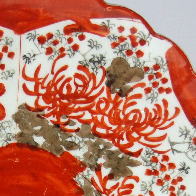 Decorative Hand-Painted Platter, Red, Faience, Japan, Early 20th c. - 42039