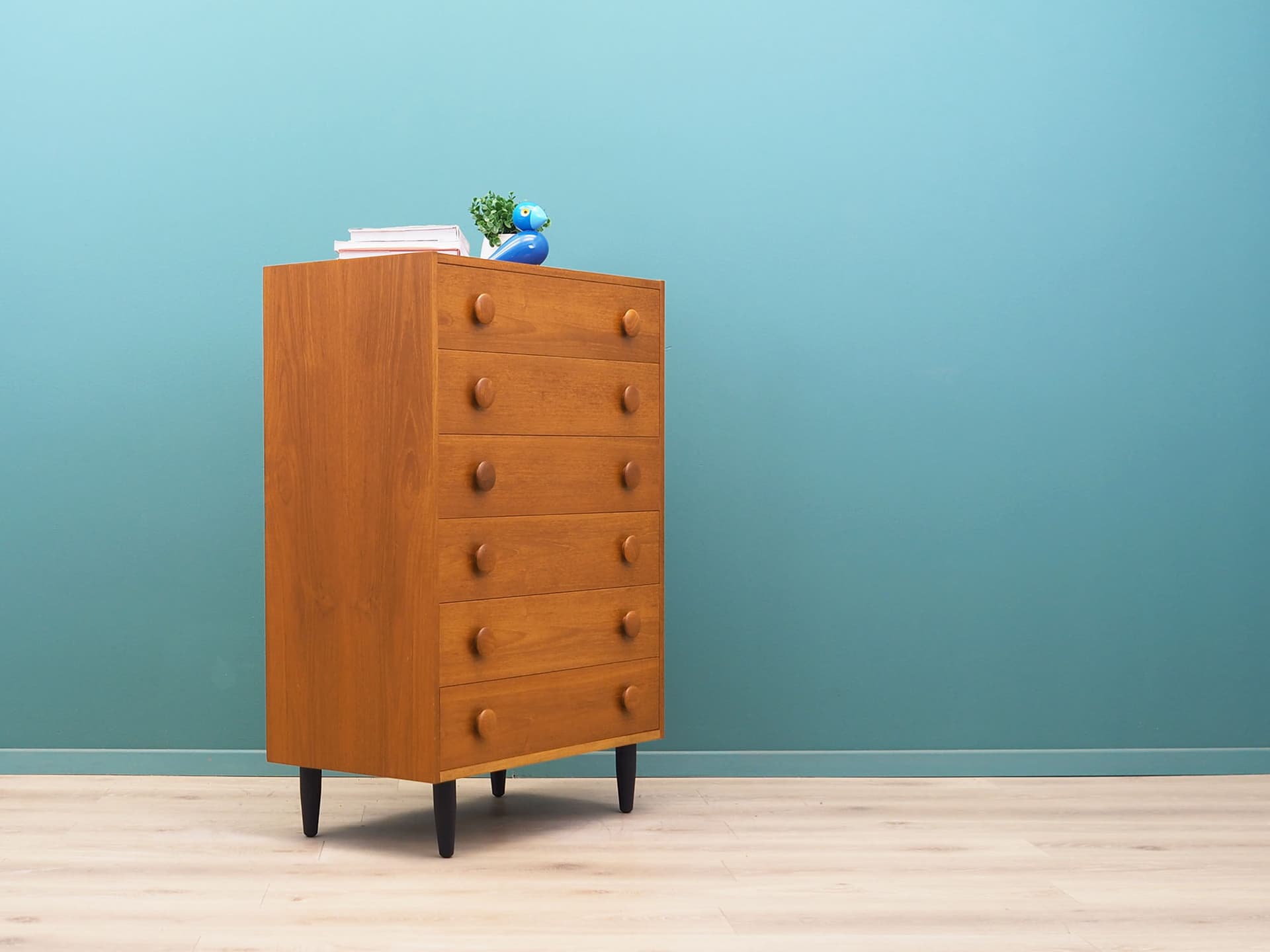 Chest of drawers, mid-century modern, brown, teak, Denmark, 1960s. - 53030