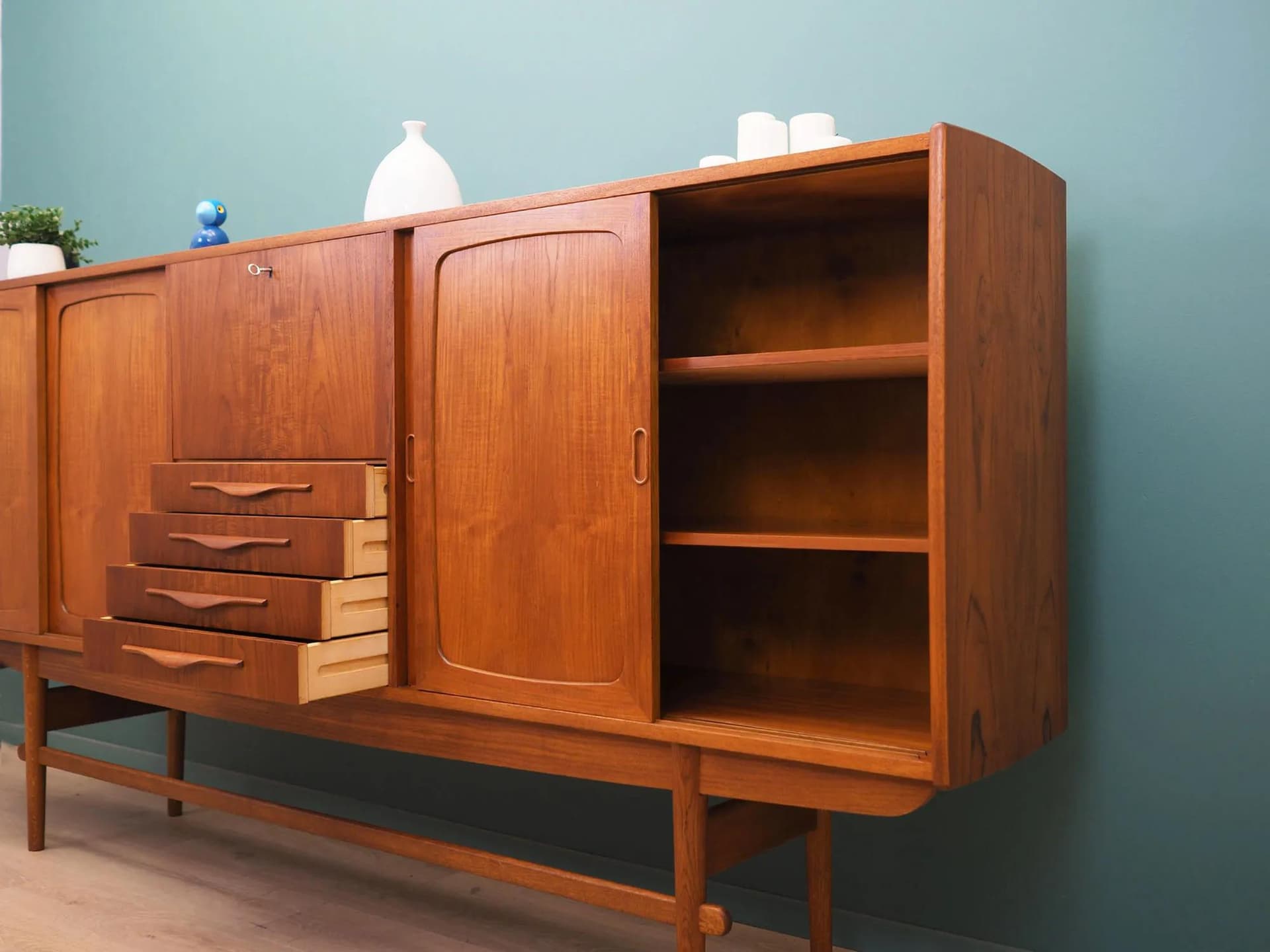 Highboard, teak brązowy, Dania, lata 60. - 42930