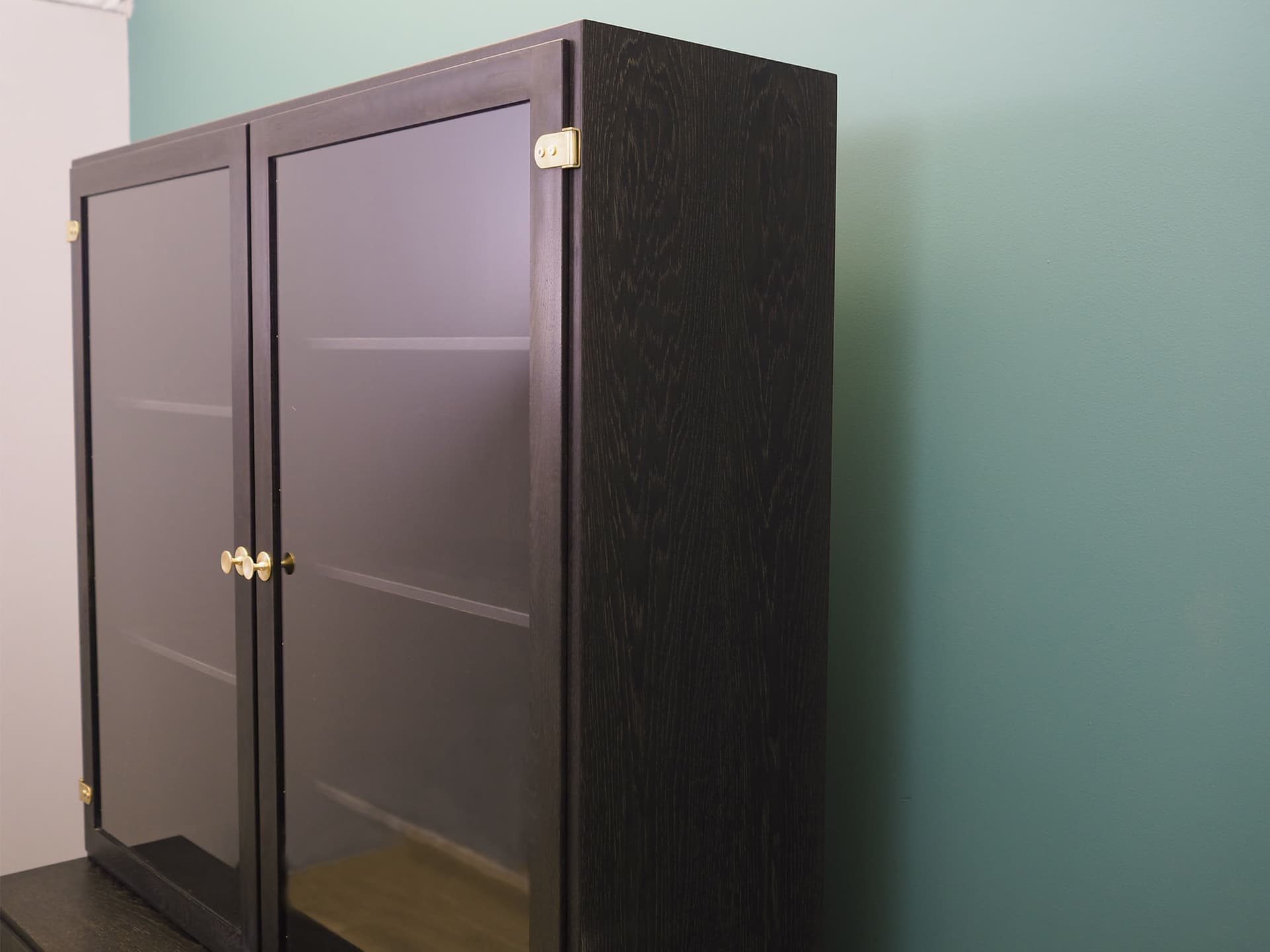 Kredens, dąb brązowy ciemny, proj. B. Mogensen, Dania, lata 60. - 51521