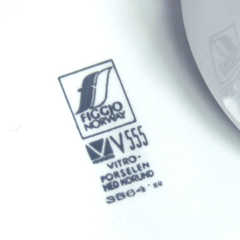 Komplet śniadaniowy, porcelana biała, Figgjo Flint, Norwegia, lata 70. - 43124