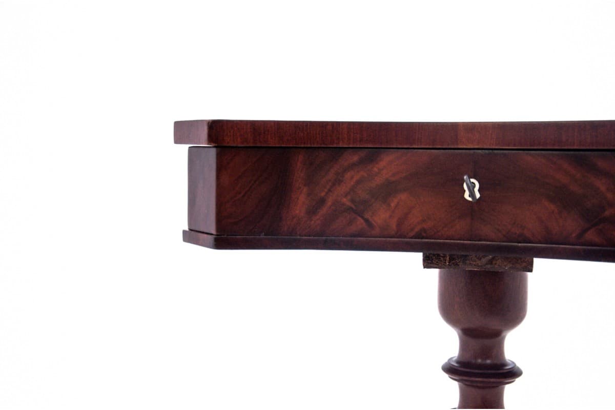 Mahoniowy stolik typu niciak, styl Biedermeier, Szwecja, lata 60. XIX w. - 47499
