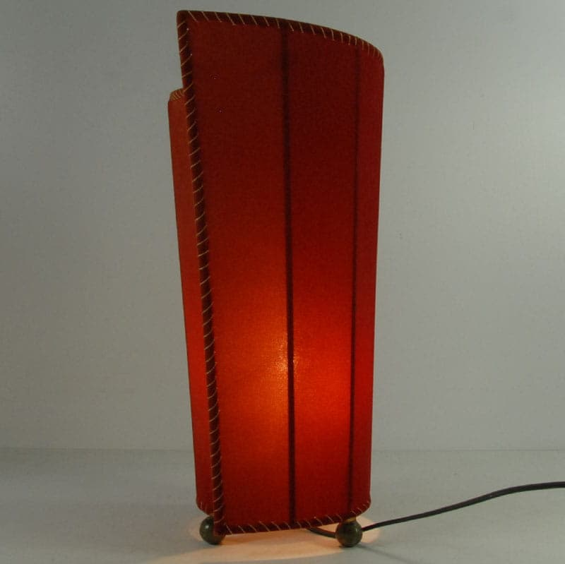 Lampa stołowa postmodernistyczna, velvet czerwony, metal, lata 80. - 43536