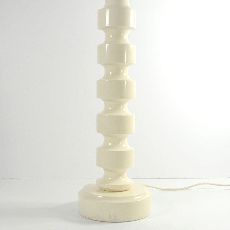Table lamp, ivory white wood, Germany, 1970s. - 44015