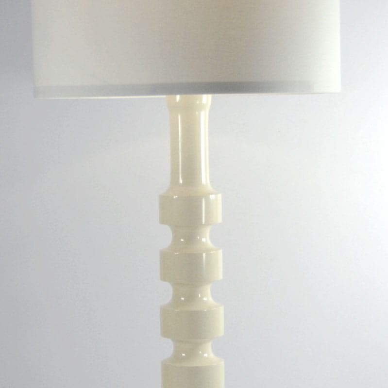 Table lamp, ivory white wood, Germany, 1970s. - 44009