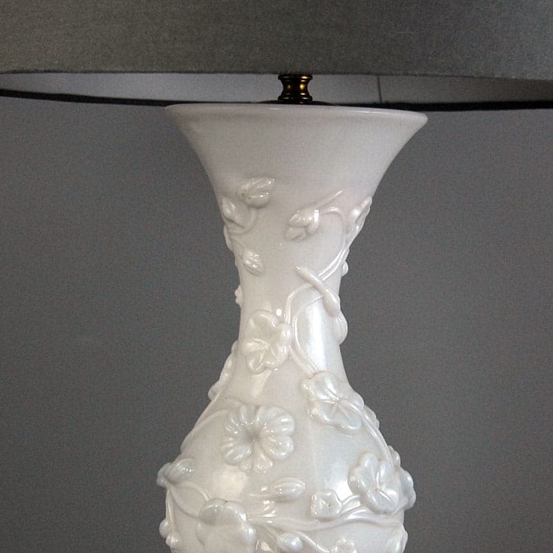 Table Lamp, opaline glass Ivory White, Baccarat, France, 1840s. - 44513