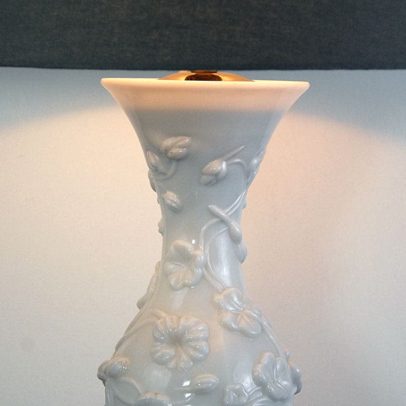 Table Lamp, opaline glass Ivory White, Baccarat, France, 1840s. - 44511