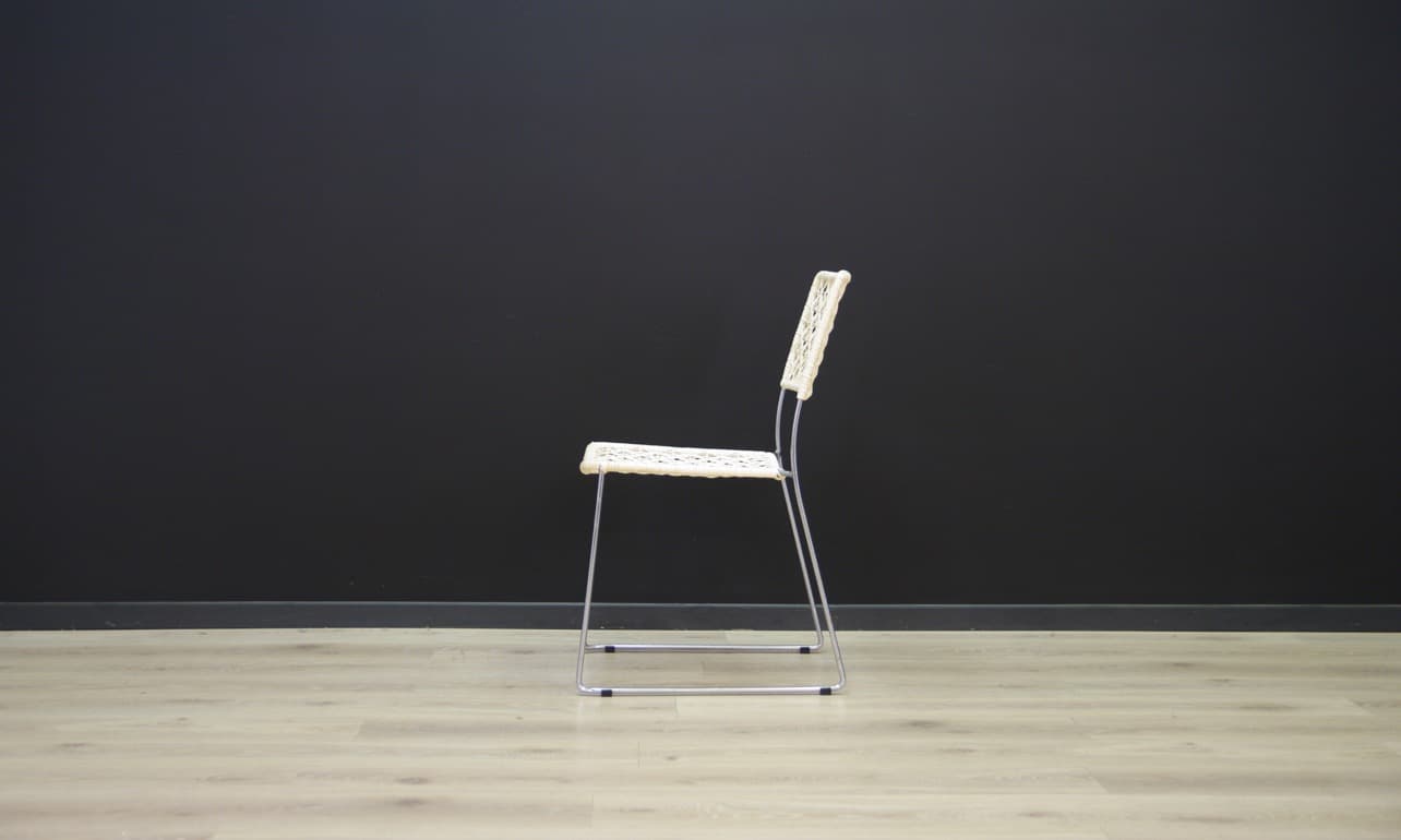 Komplet dwóch krzeseł, mid-century modern, ivory white, metal chromowany, Dania, lata 60. - 50467