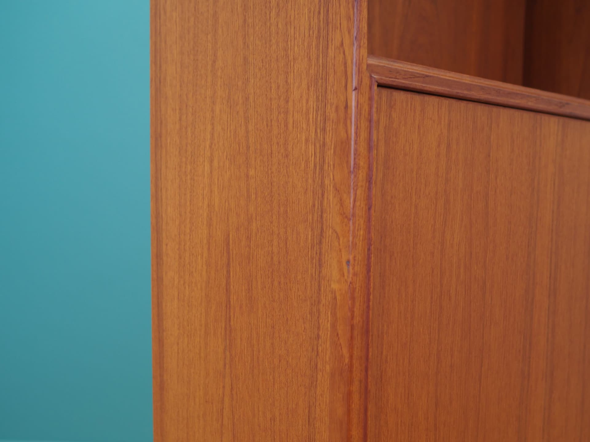 Bookcase, brown teak, by B. Fridhagen, Bodafors, Sweden, 1960s. - 50444