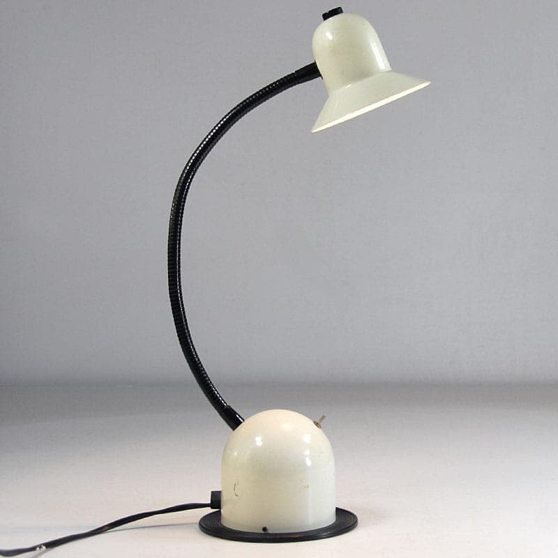 Desk lamp postmodern, ivory white metal, Veneta Lumi, Italy, 1980s. - 44476