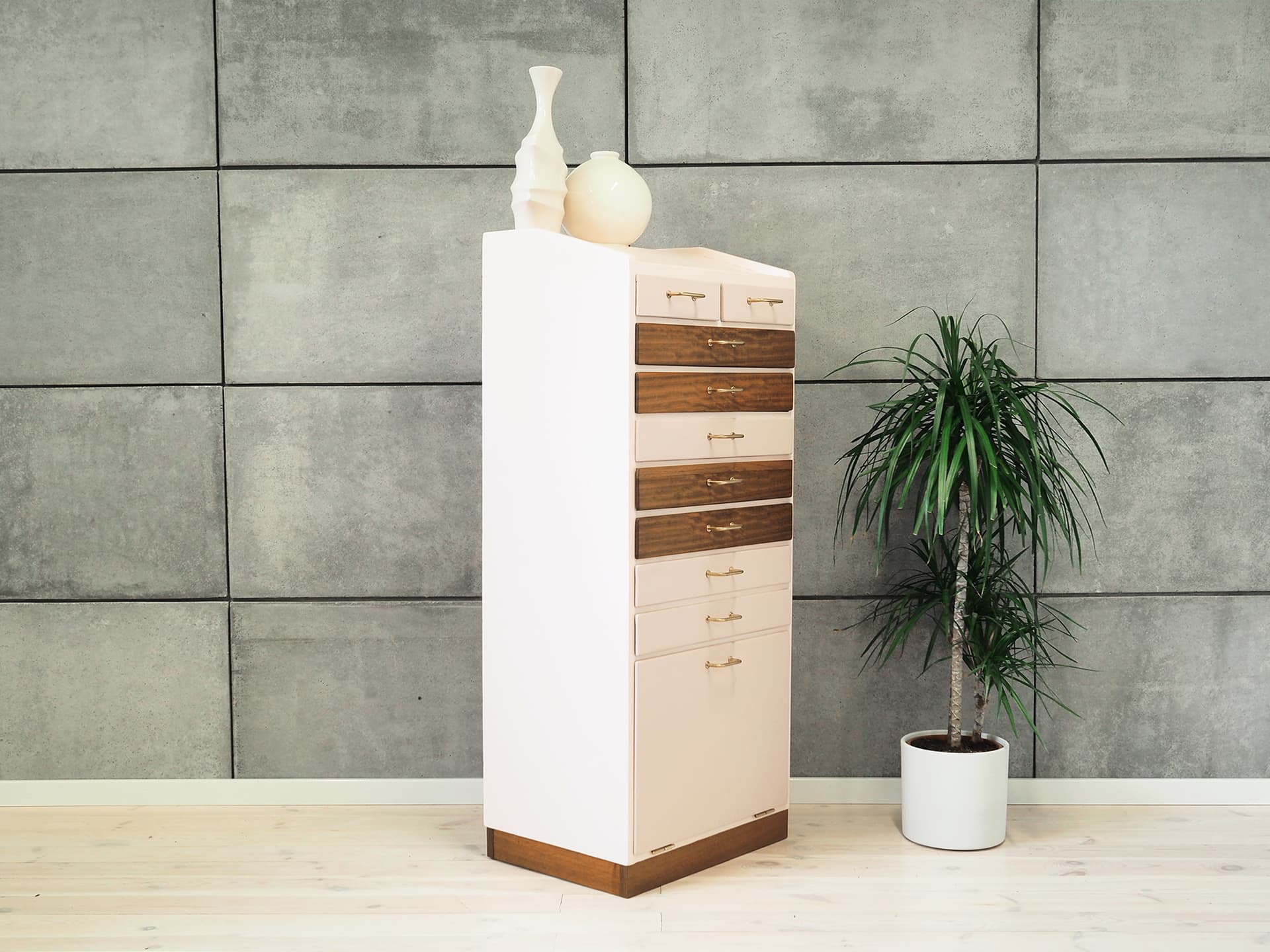 Chest of drawers, pastel pink, teak, Denmark, 1970s. - 50402