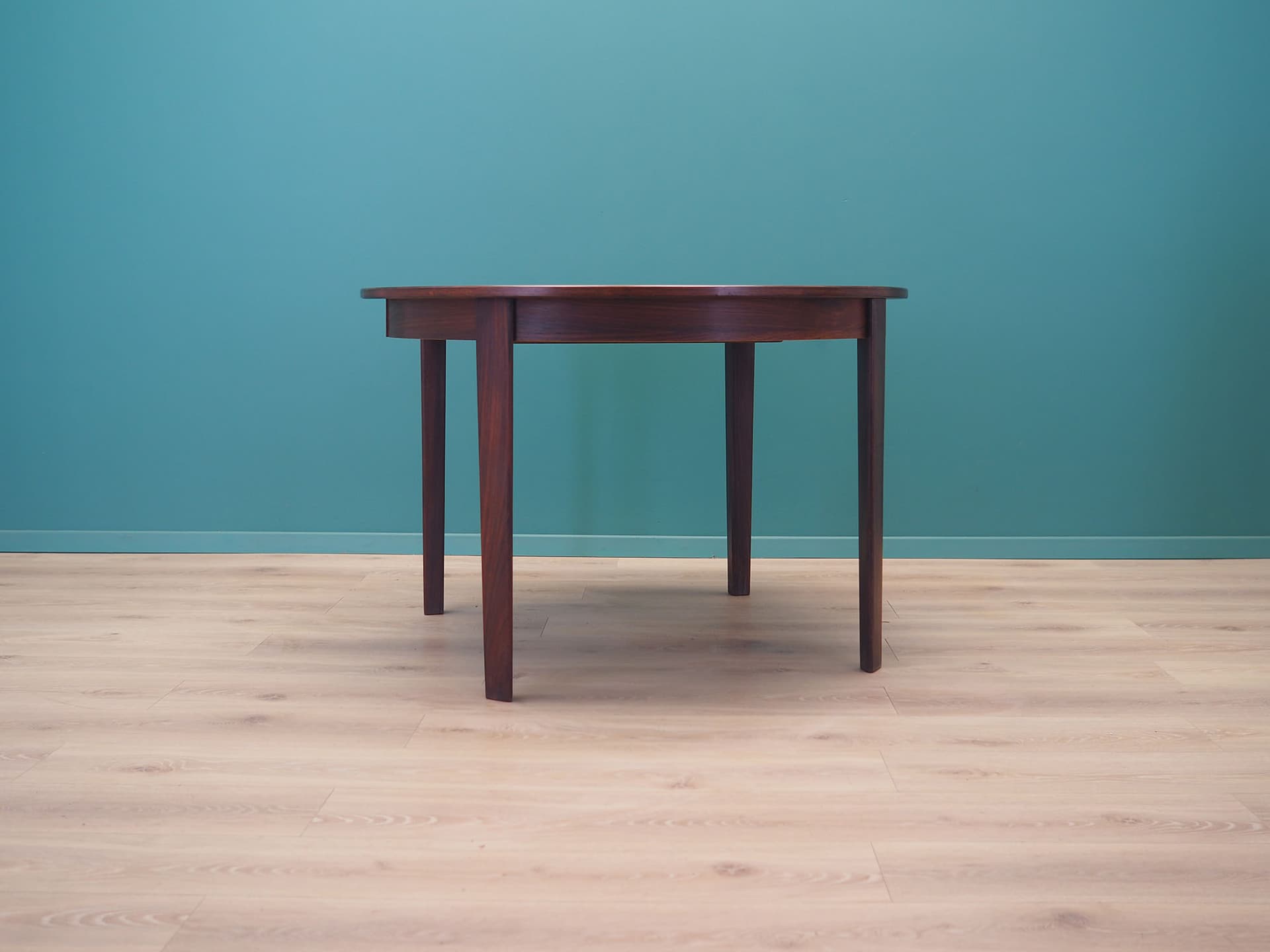 Round Table, brown rosewood, Denmark, 1960s - 50355