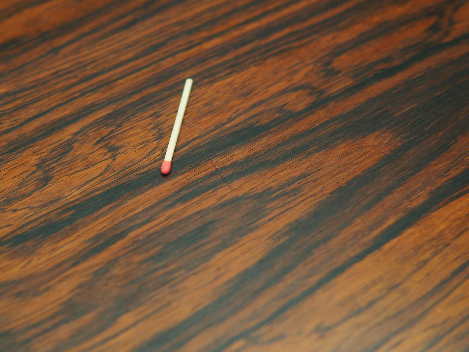 Round Table, brown rosewood, Denmark, 1960s - 50356