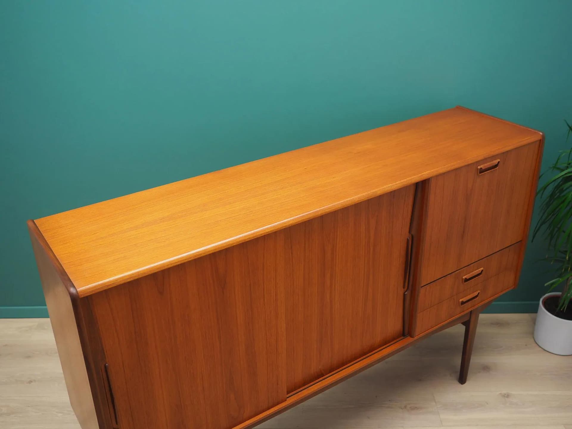 Highboard, teak brązowy, Dania, lata 60. - 44548