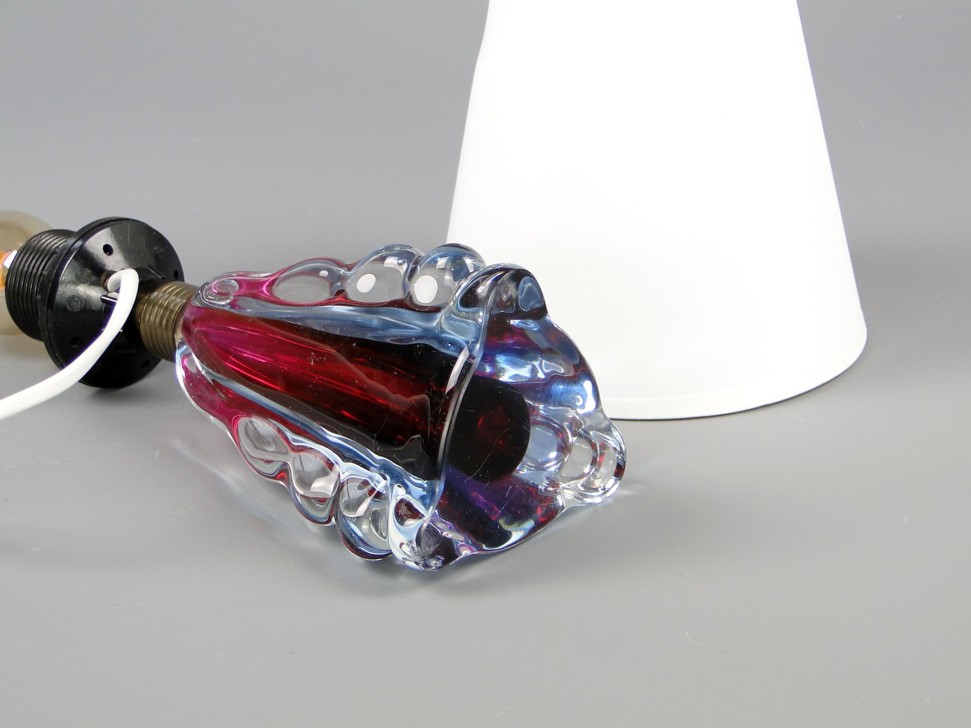 Table lamp, red glass, Val St Lambert, Belgium, 1960s. - 44806