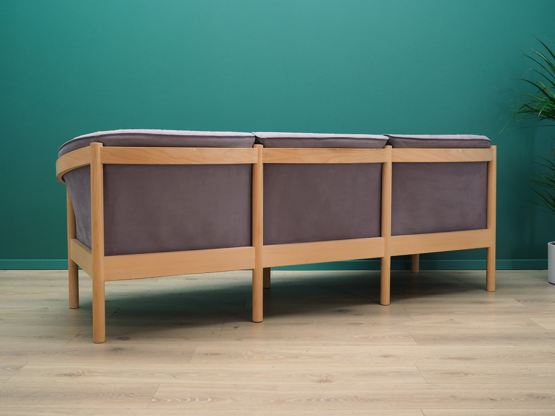 Sofa, velvet wrzosowy, buk, Dania, lata 70. - 50096