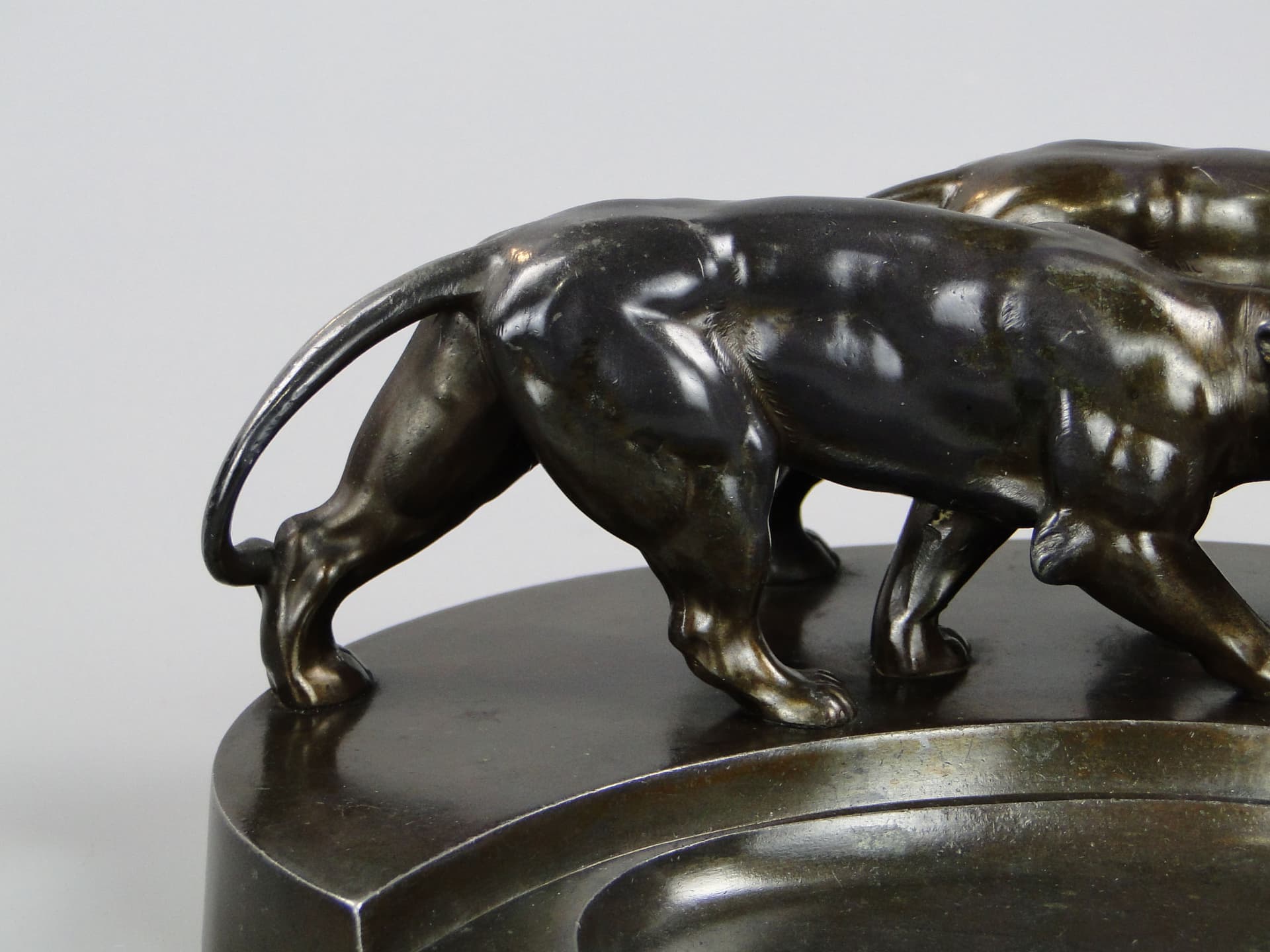 Taca na wizytówki art déco, metal brązowiony, Polska, lata 20. - 44837