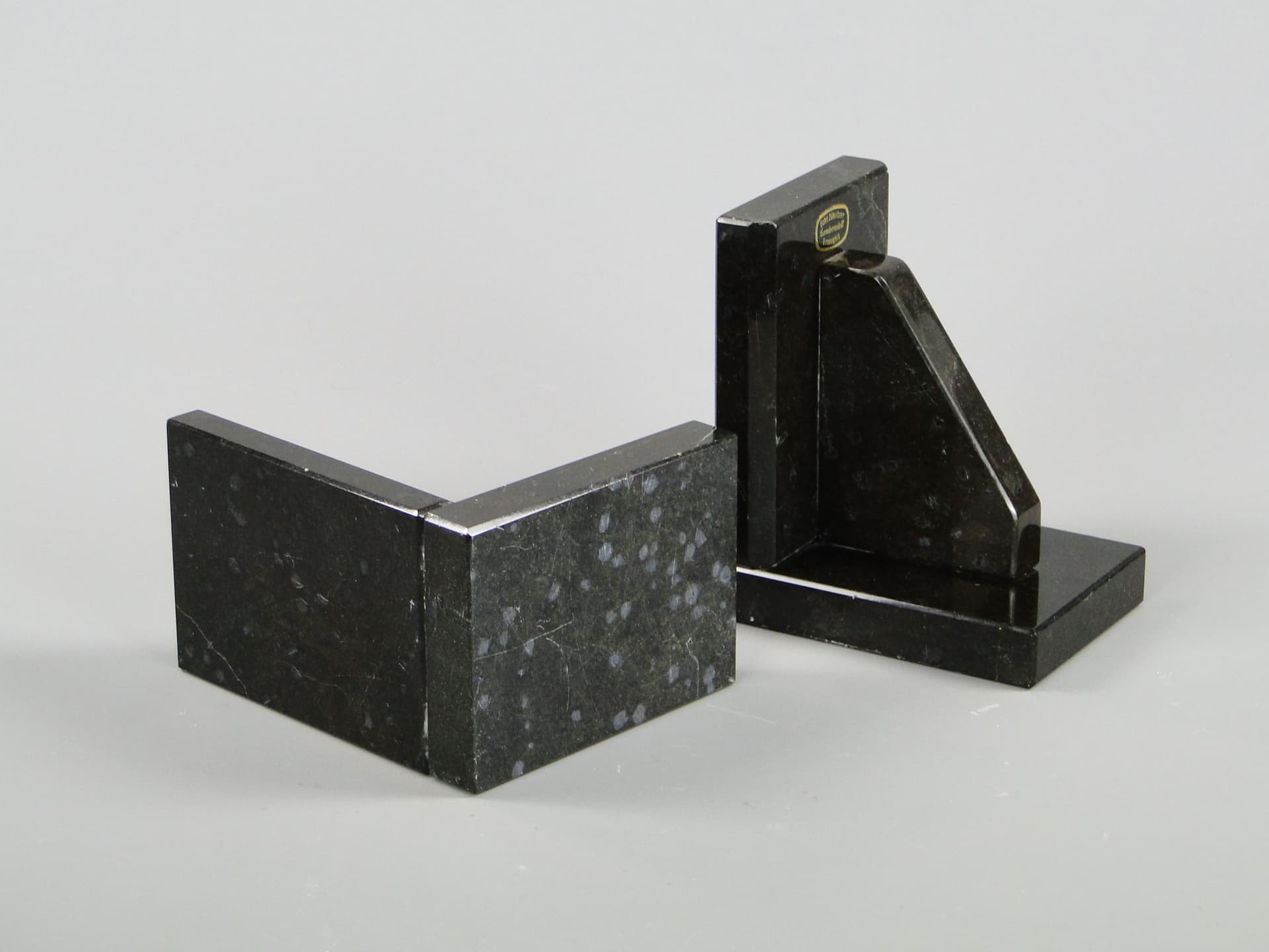 Podpórki do książek Art Deco, granit brązowy ciemny, Niemcy, lata 30. - 44832